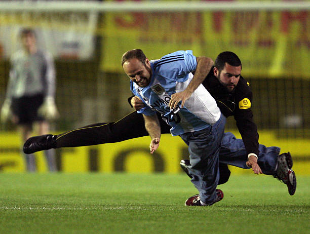 单骑闯关!那些经典的带球射门瞬间