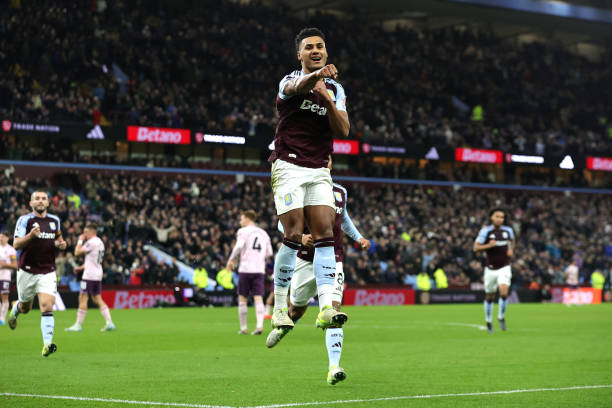 防守风格如何影响比赛节奏?实况足球战术深度解析