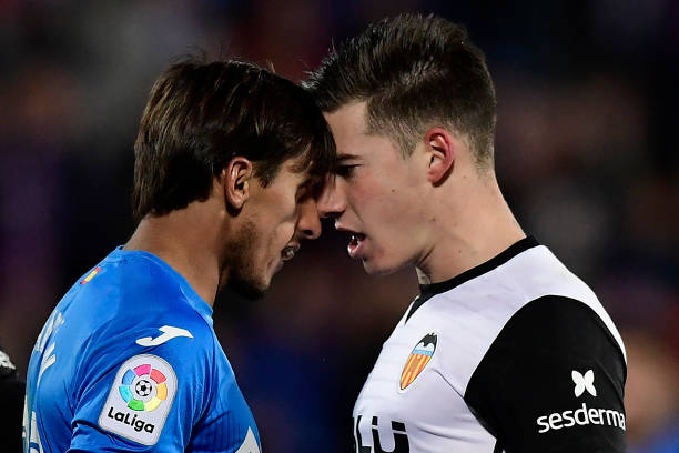 除了俱乐部,梅西还效力于哪支国家队?