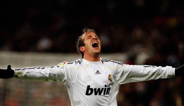 博格坎普的阿森纳岁月：从争议到传奇的蜕变