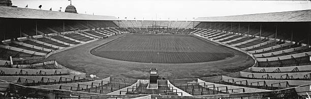 教练斗法：柏林联合的战术纪律vs圣保罗的灵活变阵