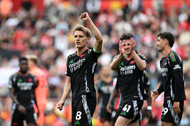 米哈伊洛维奇任意球技术解析:数量背后的精准与力量