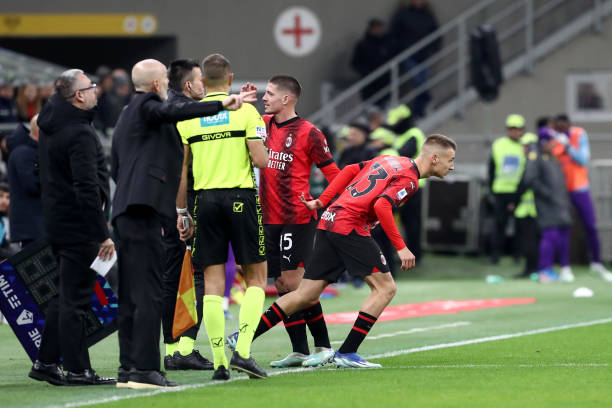 她的足球日记:一个韩国女孩的拼搏与成长