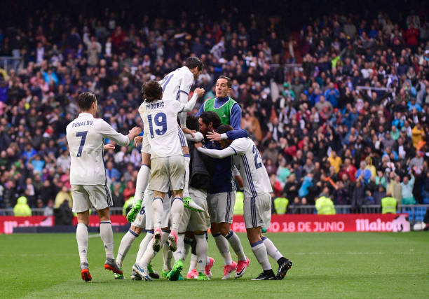 绝地反击or稳扎稳打?山东泰山今晚战术分析+实时比分更新