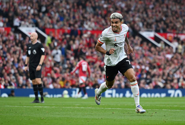 足球技巧：马赛回旋动作分解教学（百度云资源）