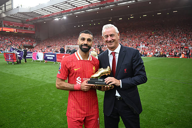 欧冠小组赛排名与历史数据对比:传统强队是否依旧强势?