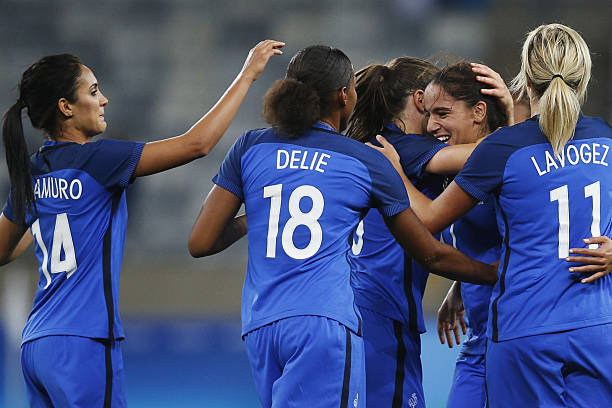 足球教学:如何踢出完美弧线任意球?3步技巧大公开