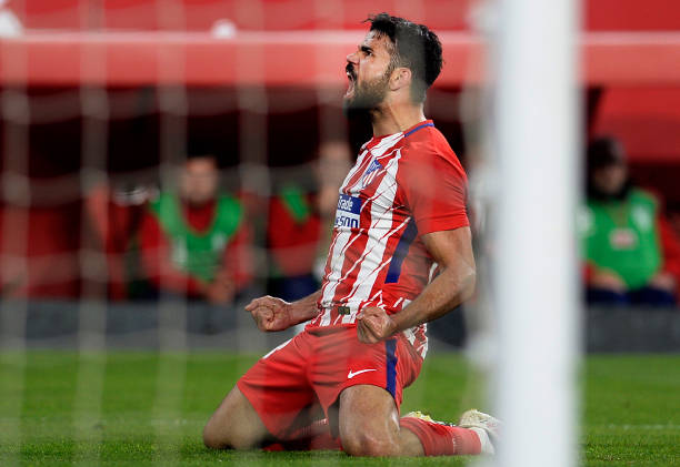 法甲对决:兰斯vs巴黎圣日耳曼,战术较量与球星对决