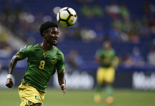 AI足球大数据的未来：智能分析与足球产业的融合