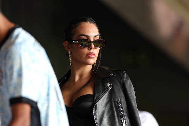 空中对决：FIFA21头球能力值最高的球员排名