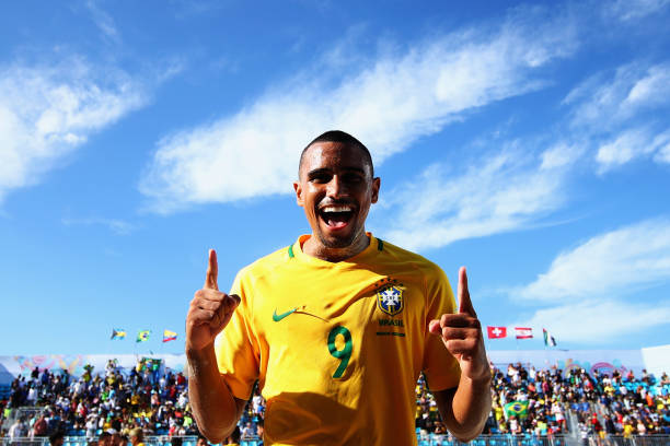 足球规则冷知识:任意球是否属于死球状态?