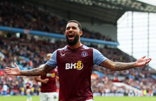 乔治娜最新时尚大片:从柜姐到豪门太太的逆袭之路