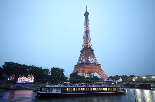 不容错过的对决:巴黎奥运羽毛球男双决赛视频回顾