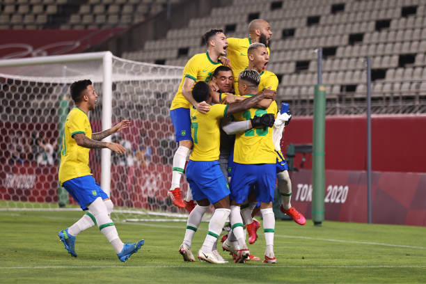 羽毛球男单奥运冠军:传奇之路与辉煌时刻