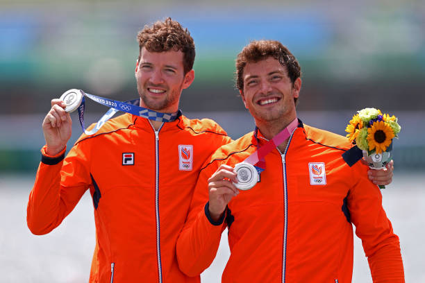 花样游泳奥运评分体系解析:如何赢得裁判青睐