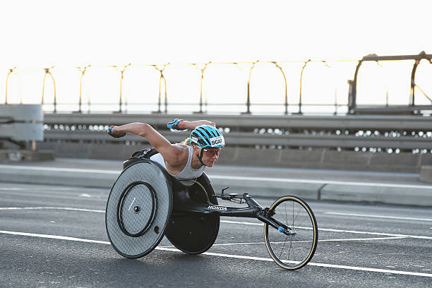 跳高背后的科学:如何做到完美的背越式技术