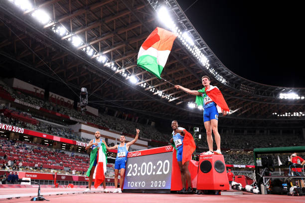 纪录之夜:博尔特100米破世界纪录精彩瞬间全记录