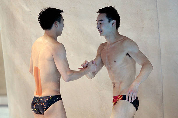 宁泽涛的另一半：她是谁？他们的故事如何开始？