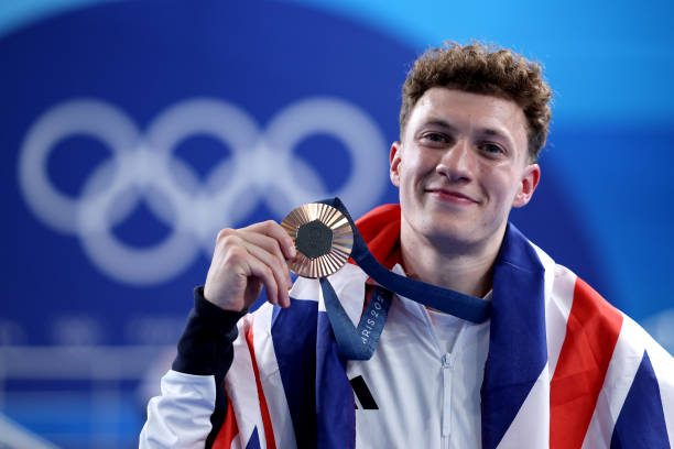 想知道伏明霞的真实年龄吗?她的故事比年龄更精彩