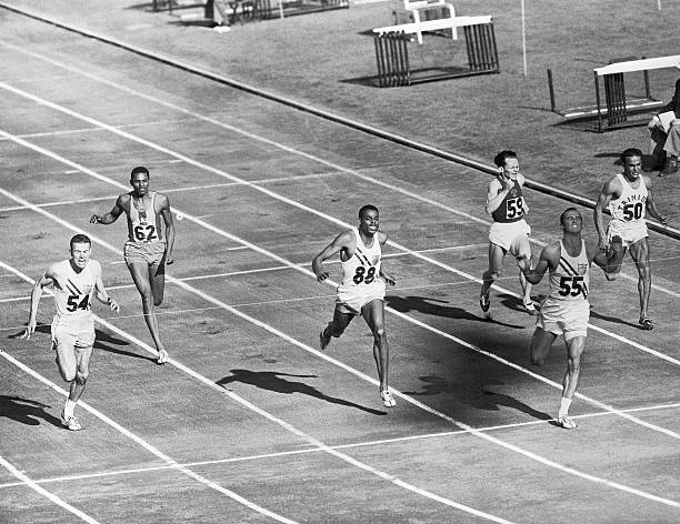 伏明霞跳水慢动作高清解析