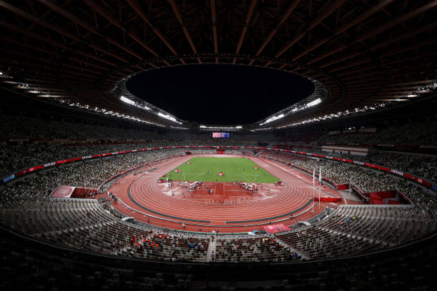 郭晶晶的身高与她的跳水生涯有何关联？