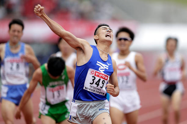 博尔特职业生涯十大高光时刻:从纪录到传奇