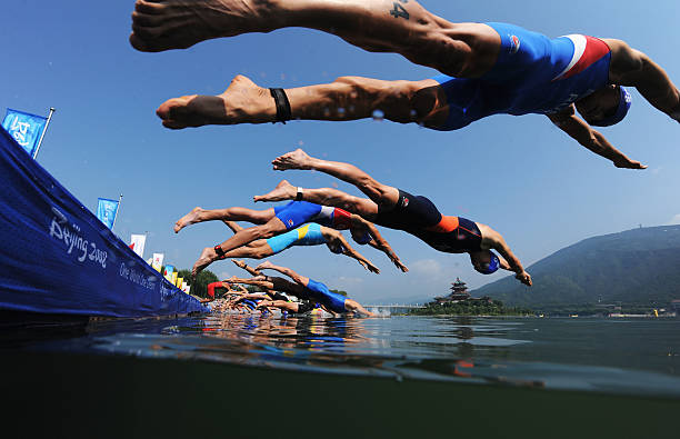 突破极限:马拉松世界纪录首次跑进2小时大关