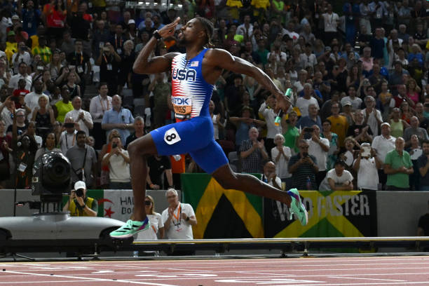 中跑之神的未来:新一代中跑运动员的挑战与机遇