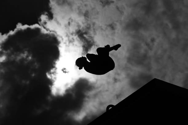 田径比赛终点冲刺训练：提升速度与耐力的方法