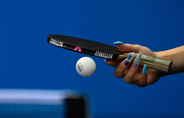 专业选手建议:乒乓球拍到底该备几支?