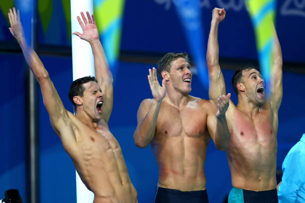 水中欢乐时光：班级游泳活动纪实