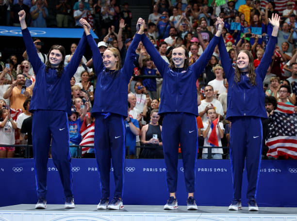 露天游泳池设备价格全解析:从过滤系统到加热器