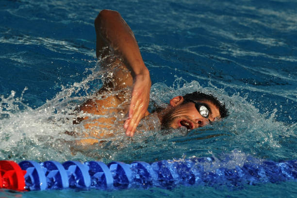 儿童艺术启蒙:泳池游泳场景的简笔画教学