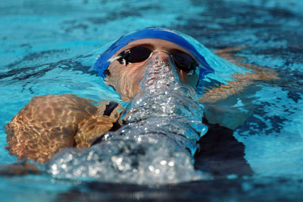 专家解析:为什么有些人游泳后腰椎反而更不舒服