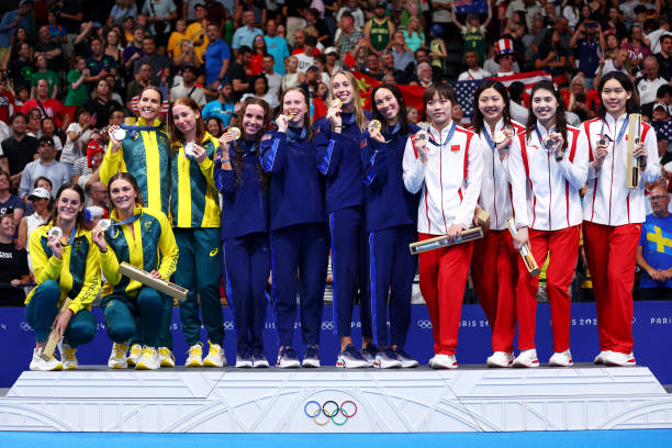 游泳护具种类全解析:保护耳朵、眼睛和身体的关键装备