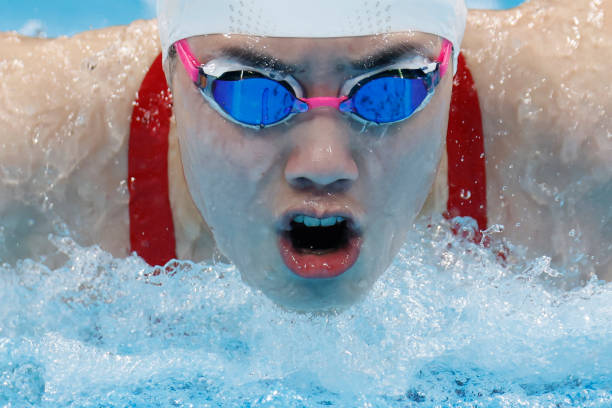 游泳高手都在用的动词短语:让你的技术讨论不再词穷