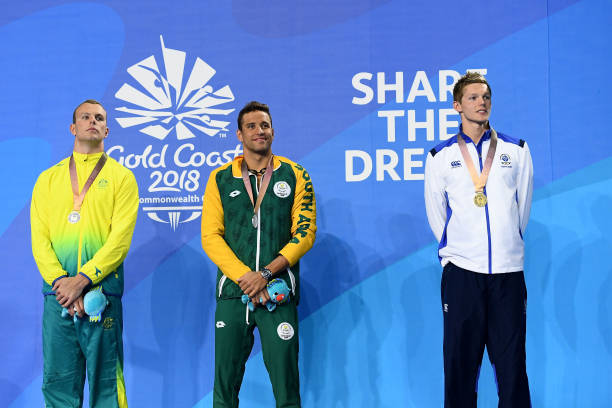 如何提高游泳速度?一小时游更远距离的技巧