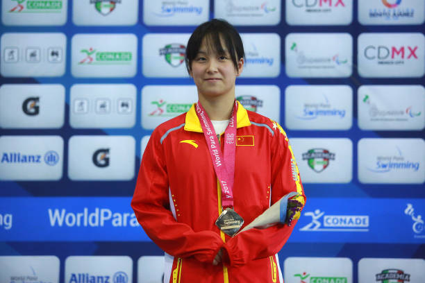 蝶泳打腿训练计划:适合初学者的循序渐进方法