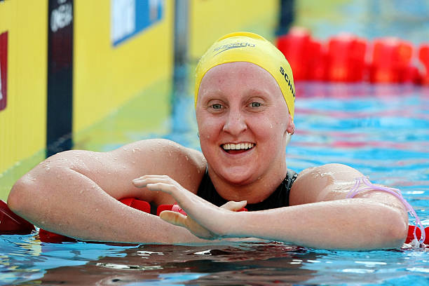 游泳入门:自由泳动作分解与技巧详解