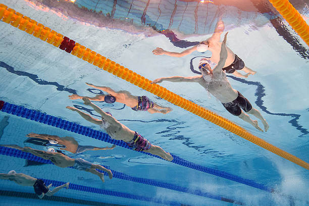 从简约到复杂:探索游泳图案设计的多样化风格