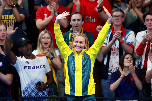 蛙泳完整动作示范:从入水到呼吸的连贯技巧