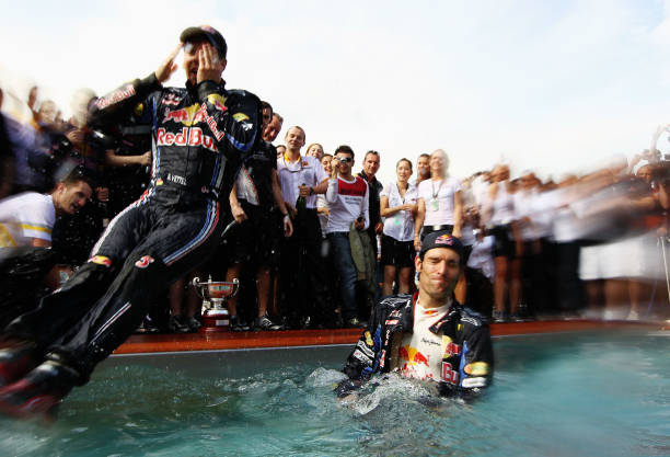 游泳技术包括什么?划水与打腿的配合训练