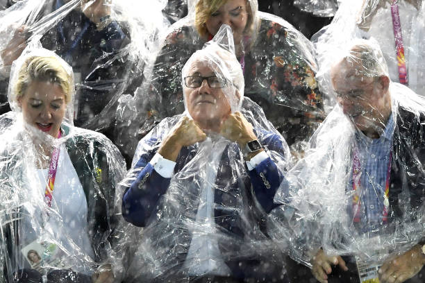 成人学游泳需要多长时间?从零基础到熟练的完整指南