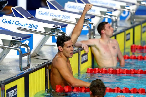 梦境解析：游泳象征着你生活中的哪些方面？