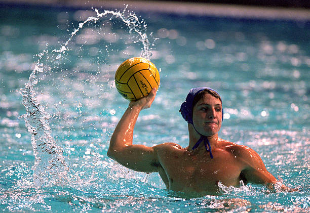 游泳赛事总结报告的核心要素:成绩、分析与改进建议