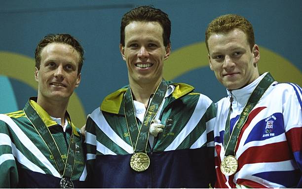 游泳的惊人好处：看完这个视频你会爱上游泳！