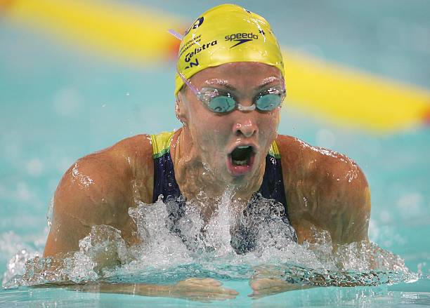 腰突患者必看！游泳对腰椎康复的惊人效果