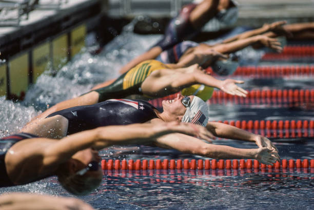 腰椎问题通过游泳3个月改善，但跳跃是否会影响康复进程？