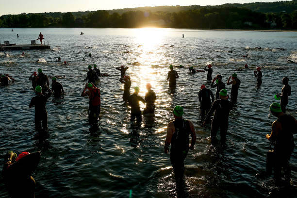 仰泳呼吸的关键:如何避免呛水与保持平稳呼吸