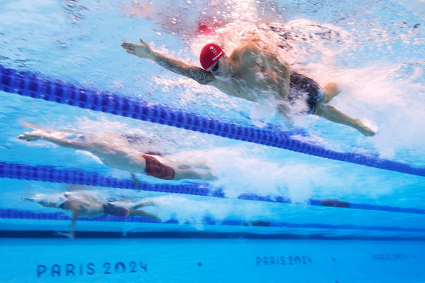 游泳比赛报道:从预赛到决赛的精彩回顾!